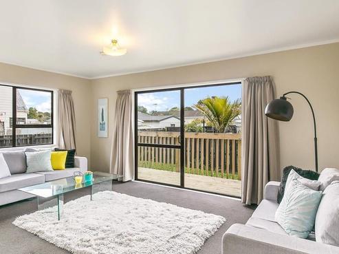 1/33 Seaward Place, Wattle Downs