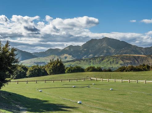 13 Bull Ridge, Wanaka
