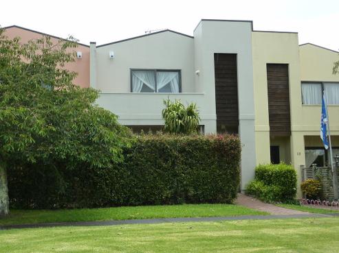11 Puma Drive, Golflands