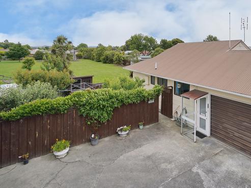37B Seadown Crescent, Amberley