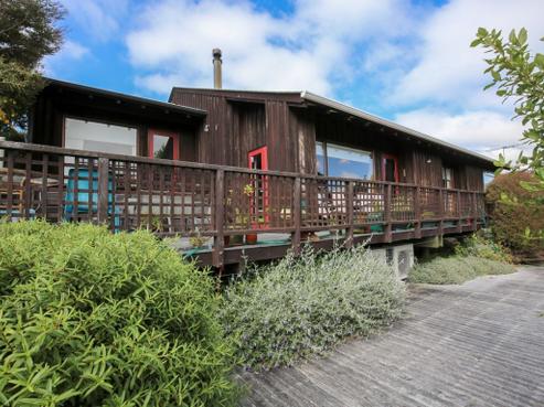 1 Ngaio Grove, Robinsons Bay