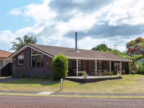 5 Lowe Park Lane, Pauanui