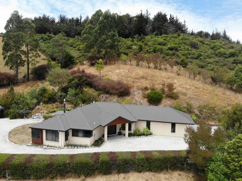 7 Hooper Place, Wakefield
