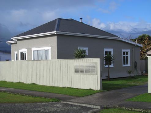 24 Fonblanque Street, Westport