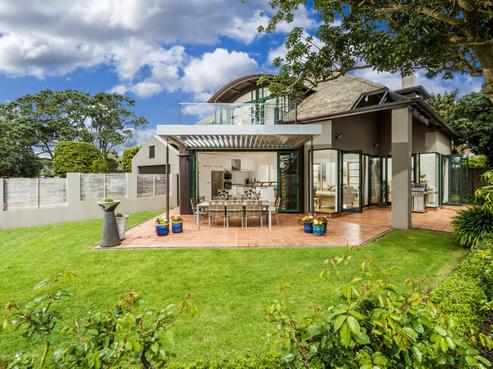 16 Clifton Road, Hauraki