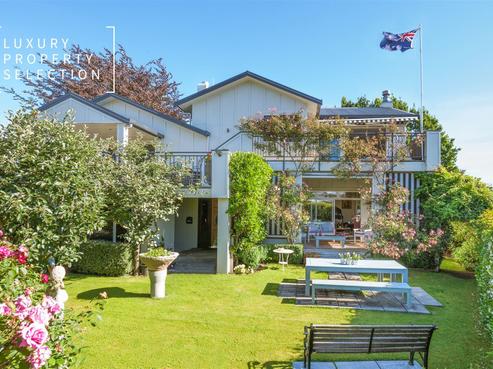 87 Rainbow Drive, Rainbow Point