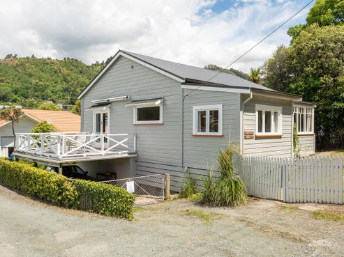 1/27 Renwick Place, Nelson South