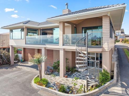 23 Otutehapari Road, Waihau Bay