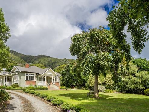 1357 Coast Road, Pencarrow Head