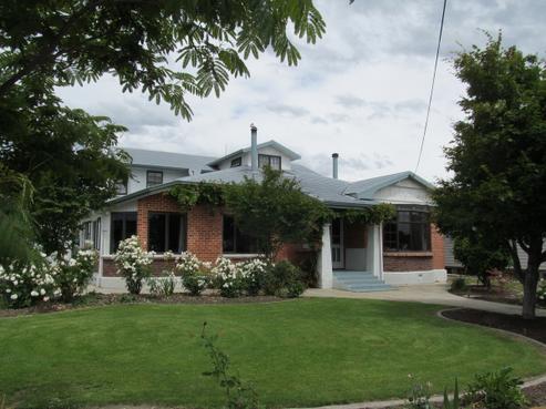 145 Tarbert Street, Alexandra