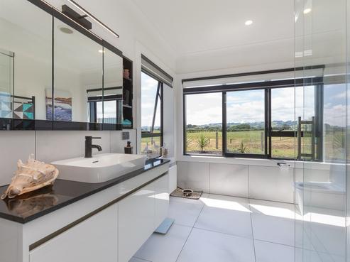 71 Carrs Road, Urenui