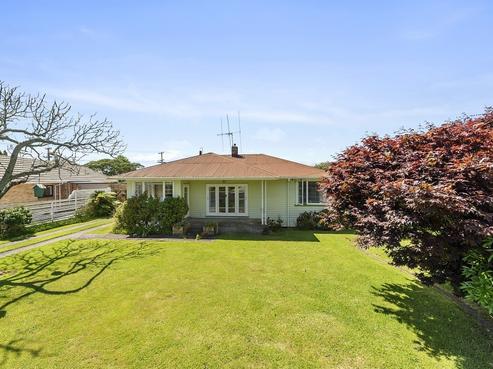 82 Vardon Road, Saint Andrews