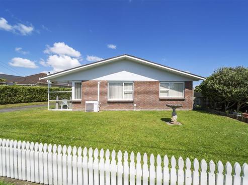 32 Tawhiti Road, Hawera