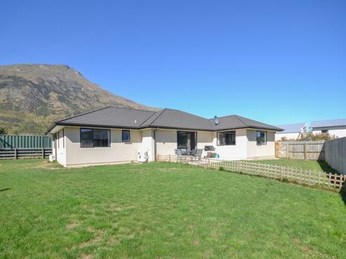 37 Rere Road, Lake Hayes Estate