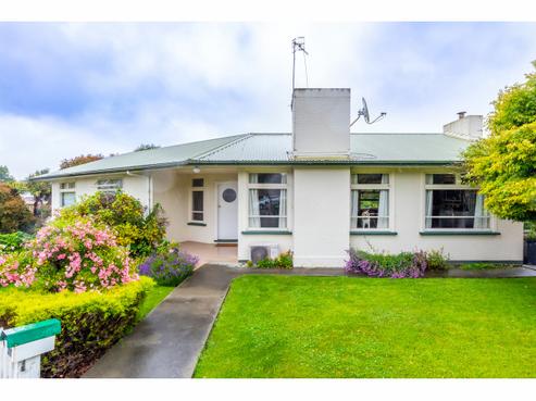 31 Preston Street, West End