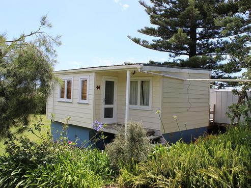 6 Eveline Street, Mangawhai Heads