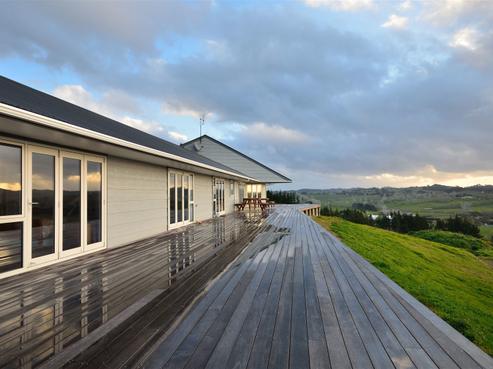 2118 East Coast Road, Stillwater