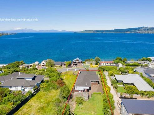 182 Lake Terrace, Hilltop