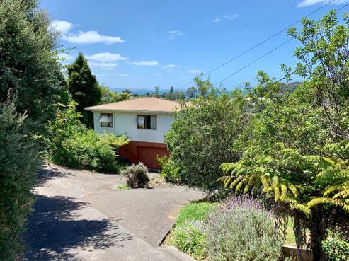 6 Rimu Road, Stanmore Bay