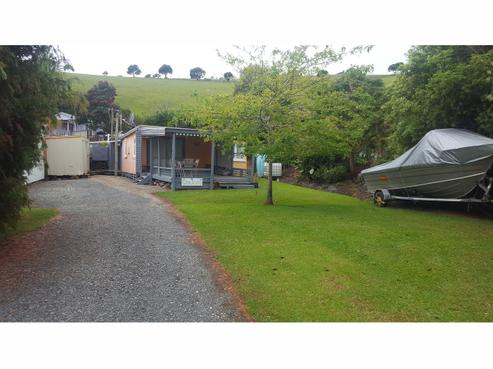 3 Rockell Road, Whananaki