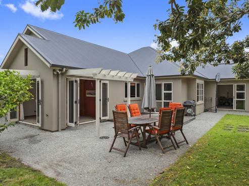 21 Grace Avenue, Rototuna North