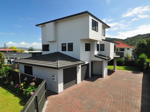 502B Harbour View Road, Whangamata