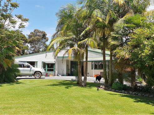 317 Parapara-toatoa Road, Taipa