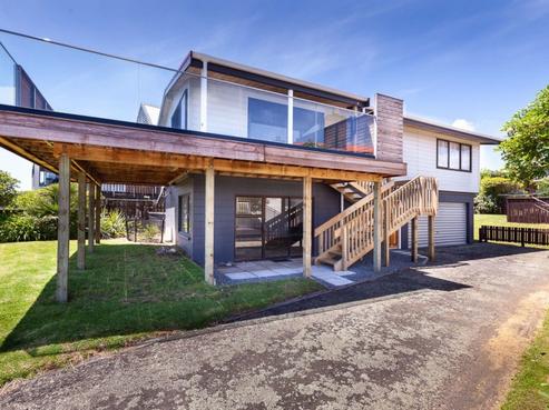 50 Messenger Terrace, Oakura