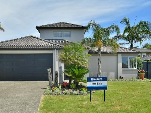 28 Chesterfield Way, Orewa