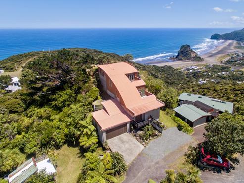 86A Piha Road, Piha