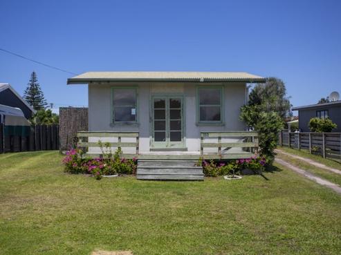 110 Barbara Avenue, Whangamata
