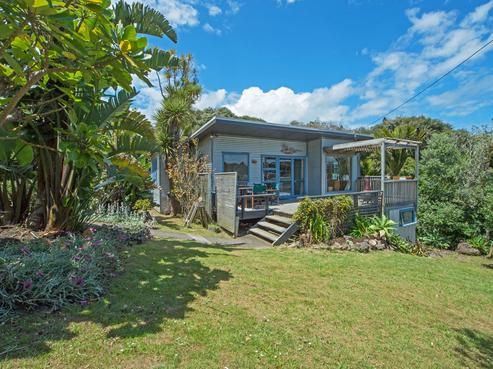 32 Victoria Road North, Onetangi