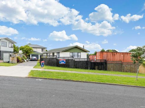 6 Oreti Place, Clover Park