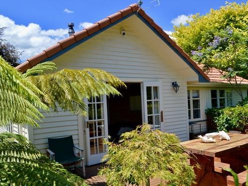 21 Tame Porati Street, Manakau