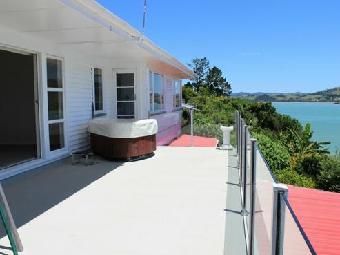 12A Kent Street, Whangaroa