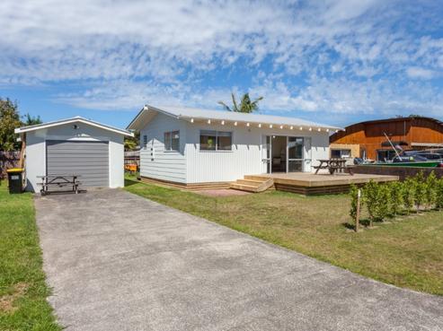 217B Hetherington Road, Whangamata