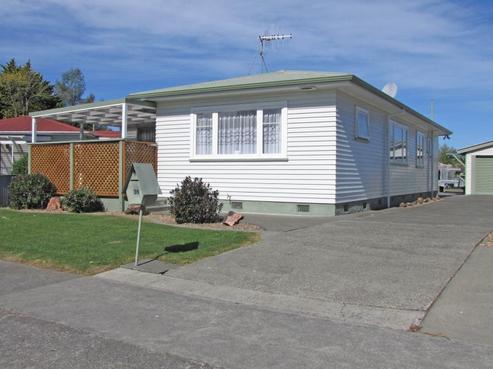 36 Bright Crescent, Maraenui