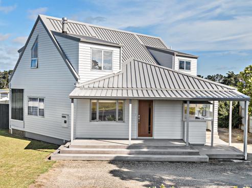 58 Wharf Road, Clarks Beach