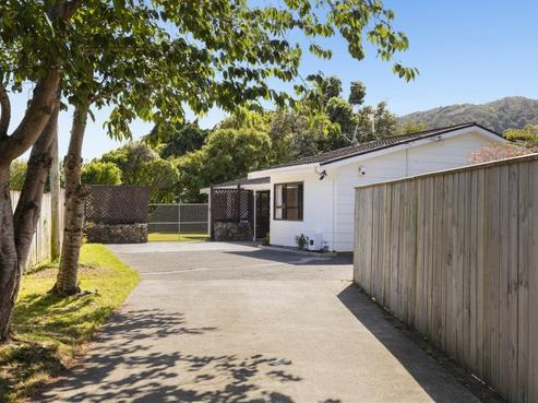 1108A High Street, Taita