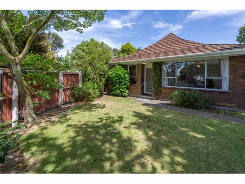1/6 Sycamore Lane, Sockburn