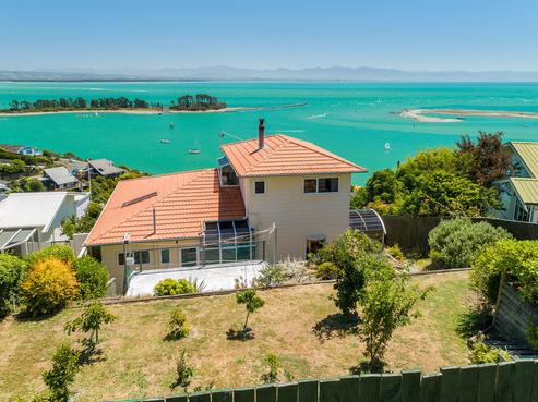 113 Queens Road, Stepneyville