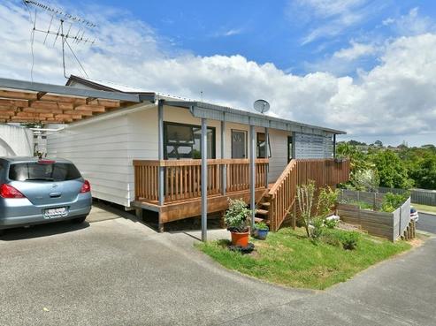 76B Brian Crescent, Stanmore Bay