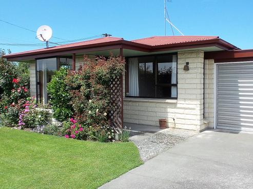 2/72 Princes Street, Temuka