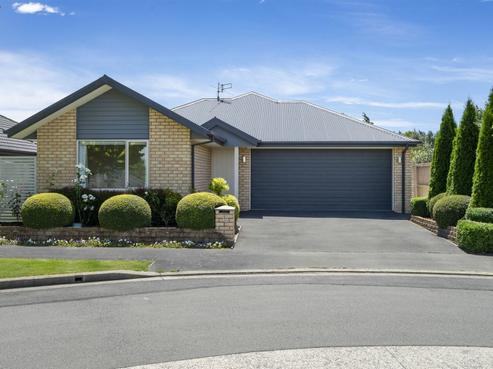 19 Famille Close, Yaldhurst