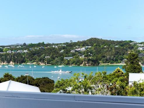4 Deeming Road, Russell