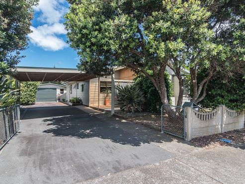 20 Reeves Street, Waikanae Beach