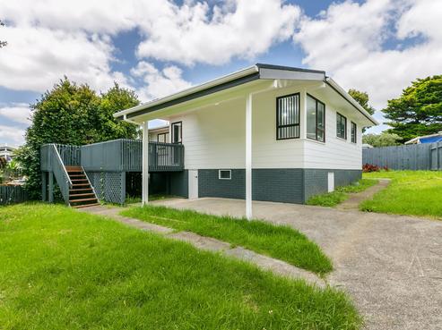 2/2 Almay Place, Clover Park