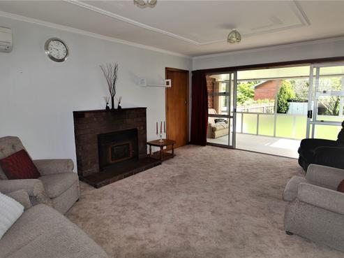 13 Coonoor Road, Watlington