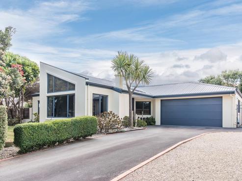 12 Kotuku Drive, Paraparaumu Beach