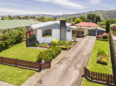 57 Hillside Drive, Maoribank